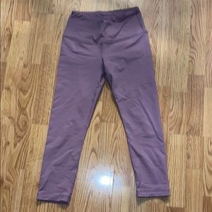 Athletic leggings